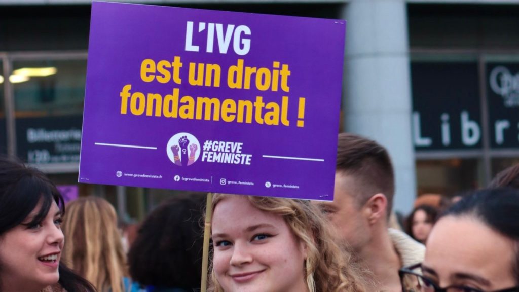 La liberté d’avoir recours à l’IVG garantie par la Constitution française